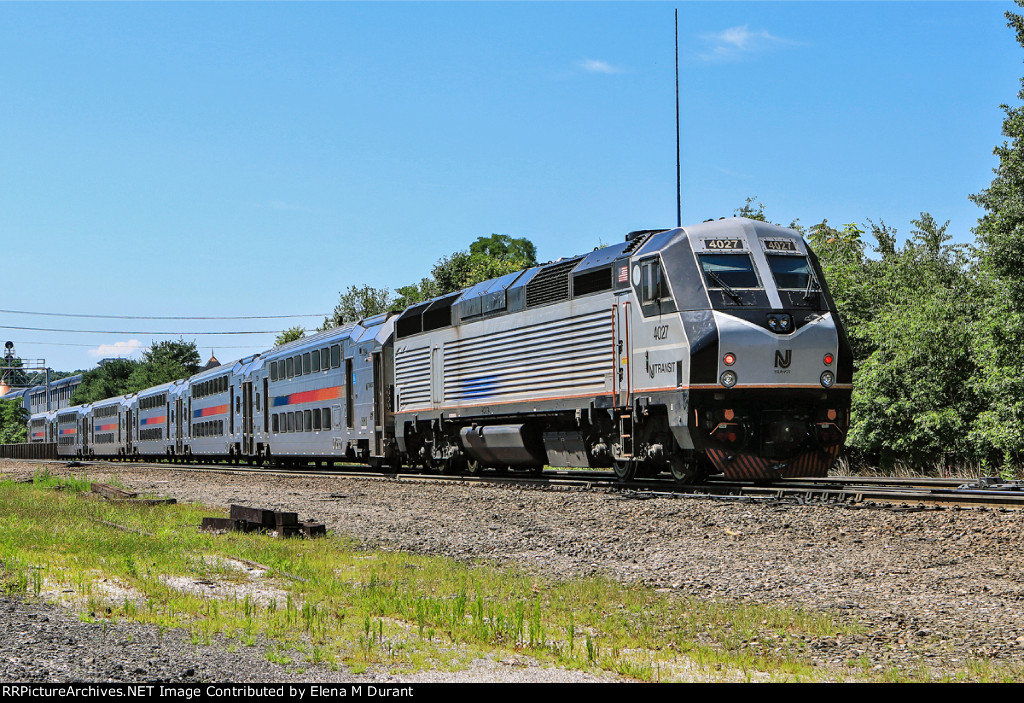 NJT 4027 on train 1266